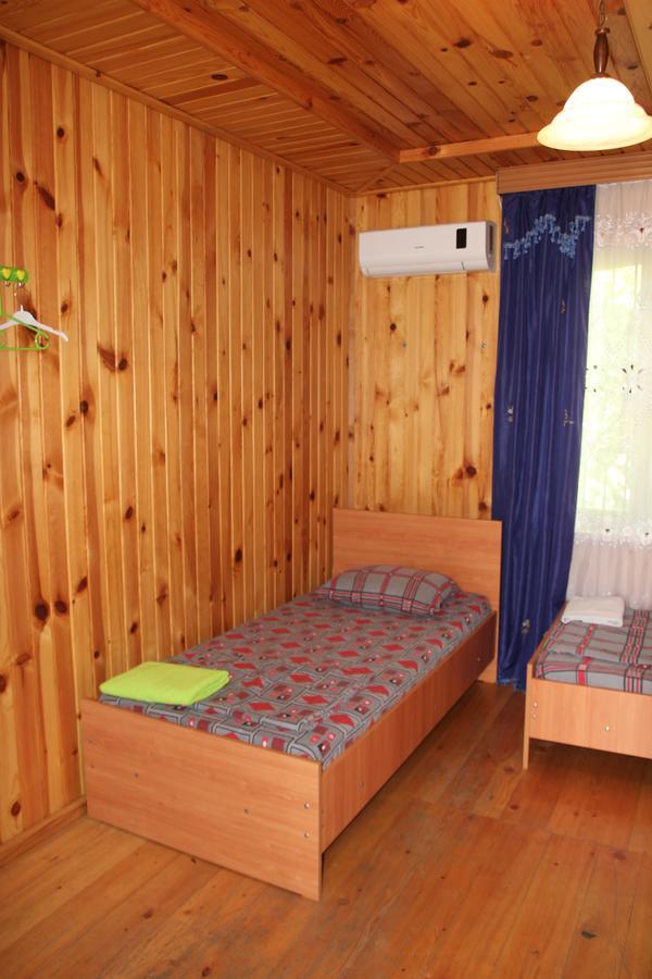 Wooden Cottage Makhinjauri Ngoại thất bức ảnh