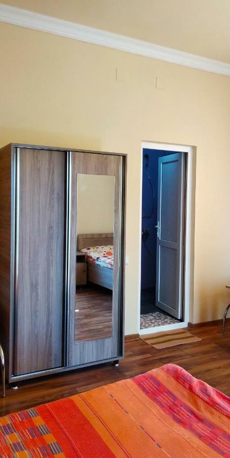Wooden Cottage Makhinjauri Ngoại thất bức ảnh